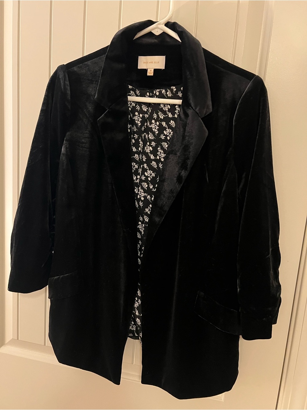 NWOT Black Velvet Jacket size M